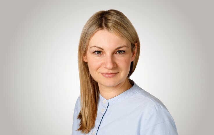 Stefaniya_Bozadzhieva_-_001_02